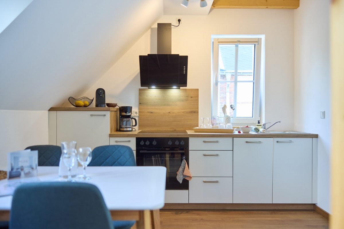 Hof Türke Moritzburg – Ferienwohnung Heuboden – Küchenzeile