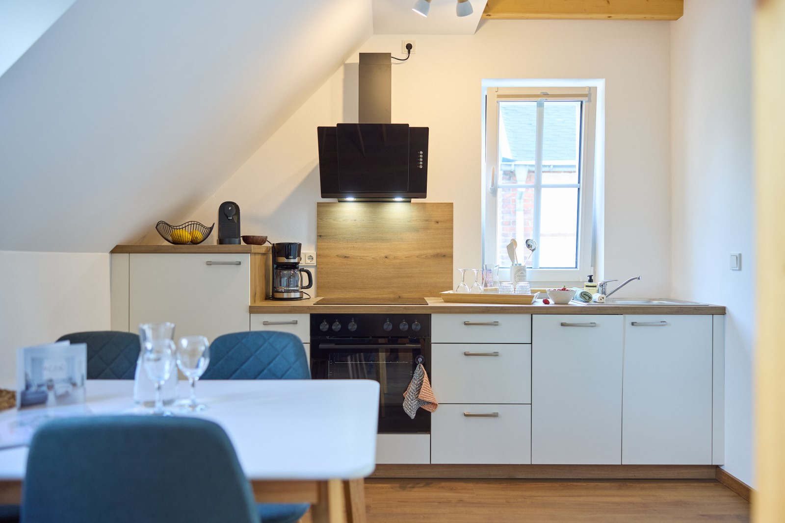 Hof Türke Moritzburg – Ferienwohnung Heuboden – Küchenzeile